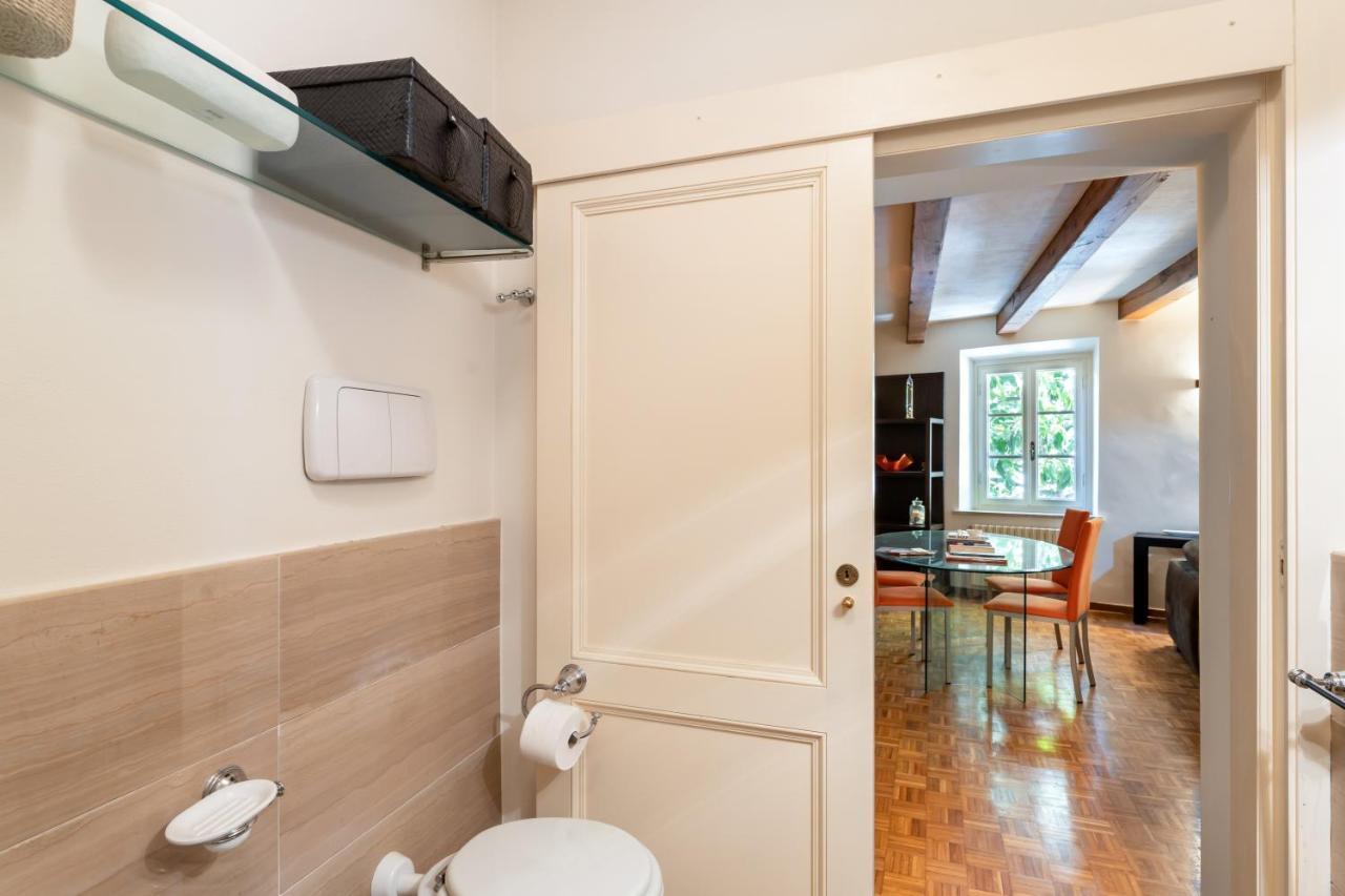 Piazza Napoleone Lovely Central Apartment Лука Екстериор снимка